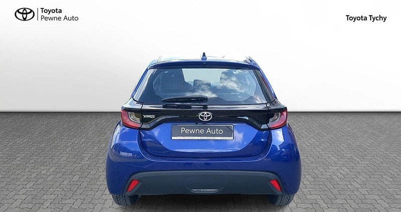 Toyota Yaris cena 67900 przebieg: 66229, rok produkcji 2022 z Tychy małe 211